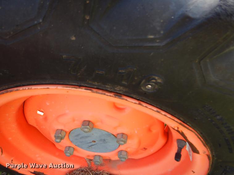 image for item EZ9934 Kubota L3010D tractor