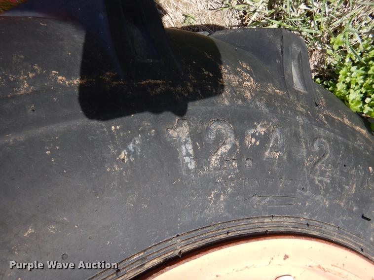 image for item EZ9934 Kubota L3010D tractor