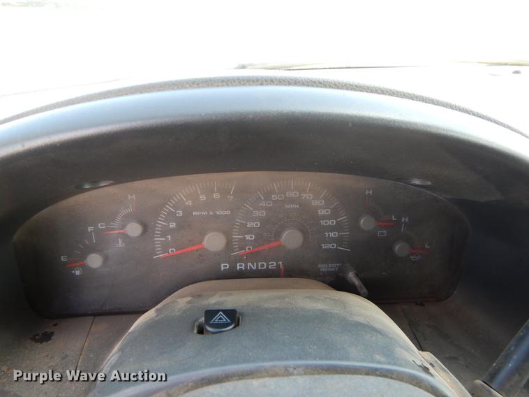 image for item EZ9937 2004 Ford Expedition SUV