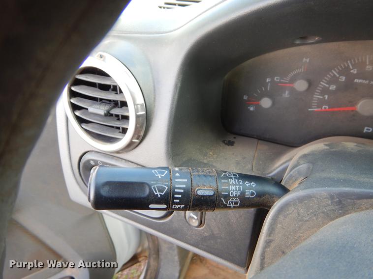 image for item EZ9937 2004 Ford Expedition SUV