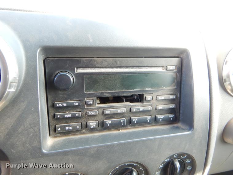 image for item EZ9937 2004 Ford Expedition SUV