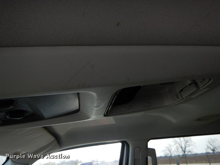 image for item EZ9937 2004 Ford Expedition SUV