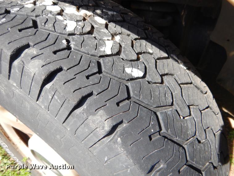 image for item EZ9937 2004 Ford Expedition SUV