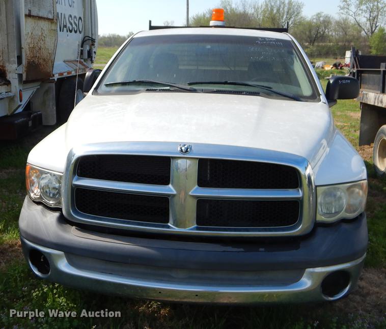image for item EZ9963 2002 Dodge Ram 1500 pickup truck
