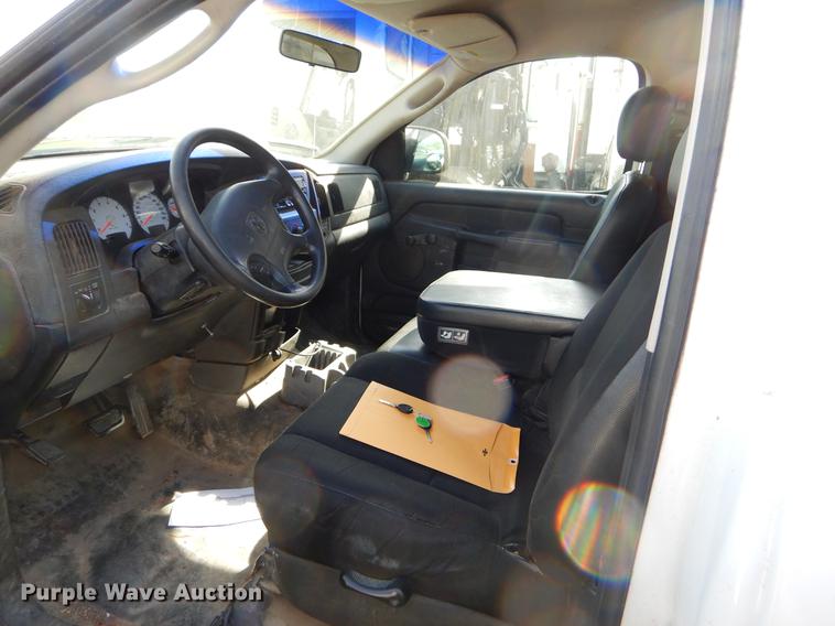 image for item EZ9963 2002 Dodge Ram 1500 pickup truck