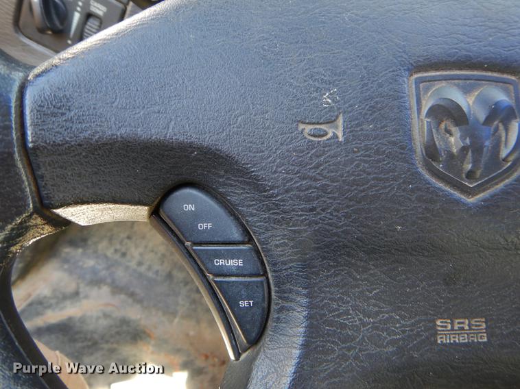 image for item EZ9963 2002 Dodge Ram 1500 pickup truck