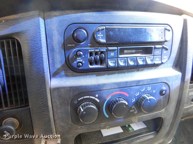 image for item EZ9963 2002 Dodge Ram 1500 pickup truck