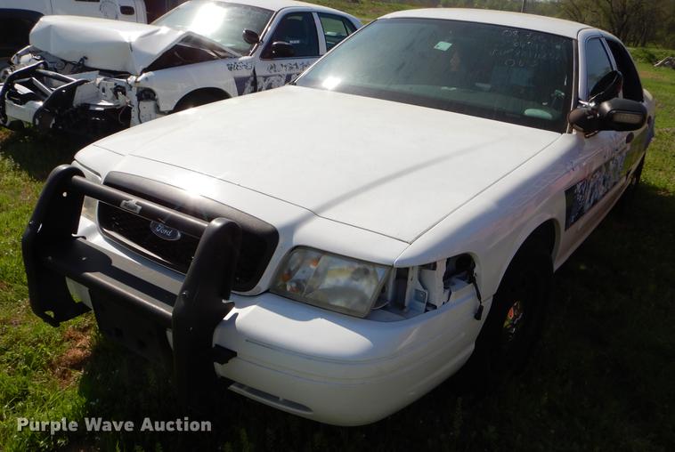image for item EZ9966 2008 Ford Crown Victoria Police Interceptor