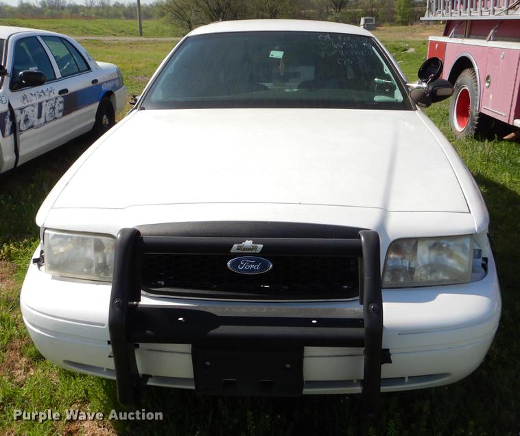 image for item EZ9966 2008 Ford Crown Victoria Police Interceptor