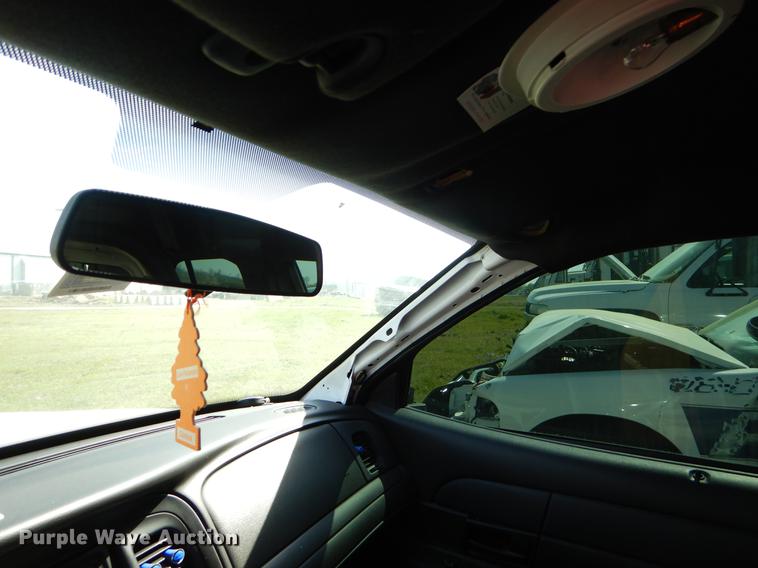 image for item EZ9966 2008 Ford Crown Victoria Police Interceptor