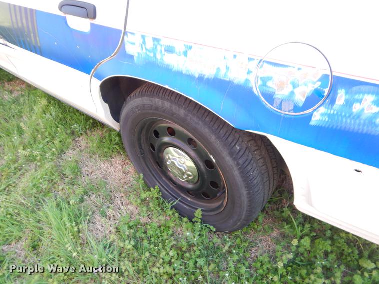 image for item EZ9966 2008 Ford Crown Victoria Police Interceptor