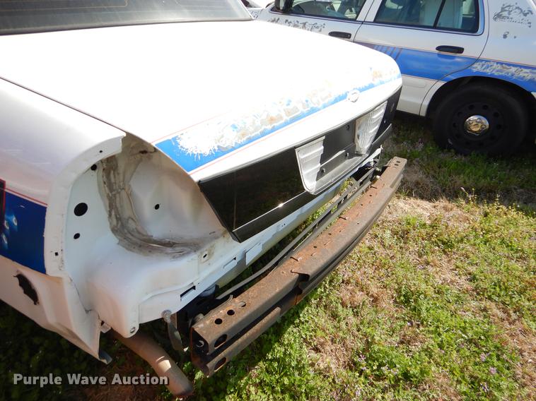 image for item EZ9966 2008 Ford Crown Victoria Police Interceptor