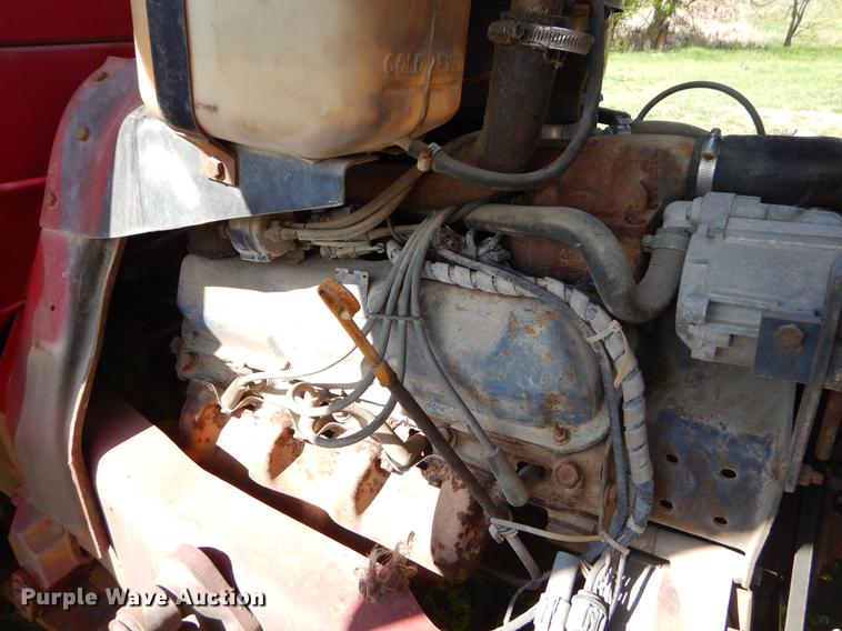 image for item EZ9967 1983 Ford 800 fire truck