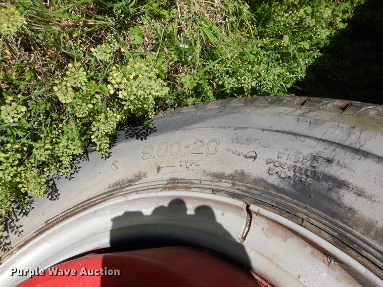 image for item EZ9967 1983 Ford 800 fire truck