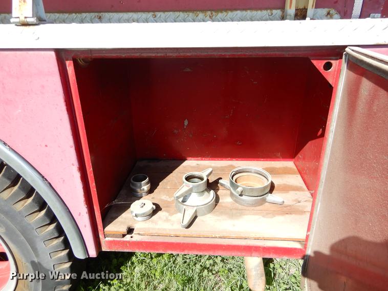 image for item EZ9967 1983 Ford 800 fire truck