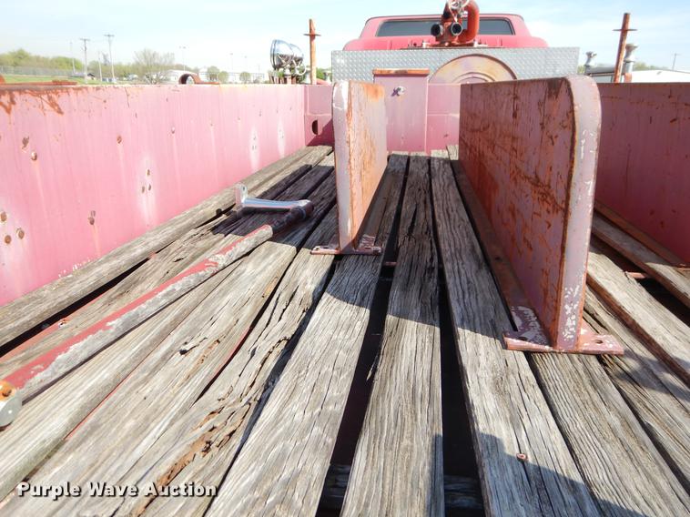 image for item EZ9967 1983 Ford 800 fire truck