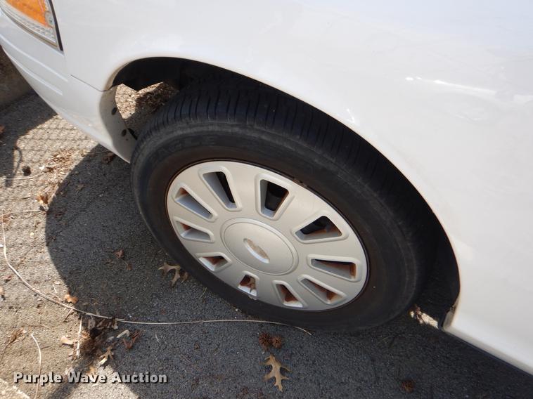 image for item EZ9980 2008 Ford Crown Victoria Police Interceptor