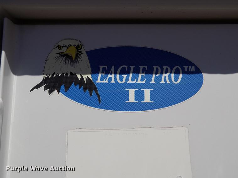 image for item FA9616 2003 Ford F550 utility truck with crane