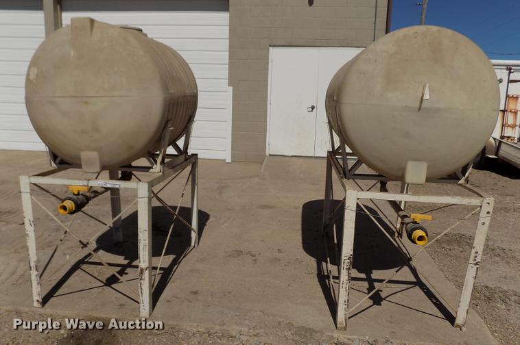 image for item FA9617 (2) poly tanks