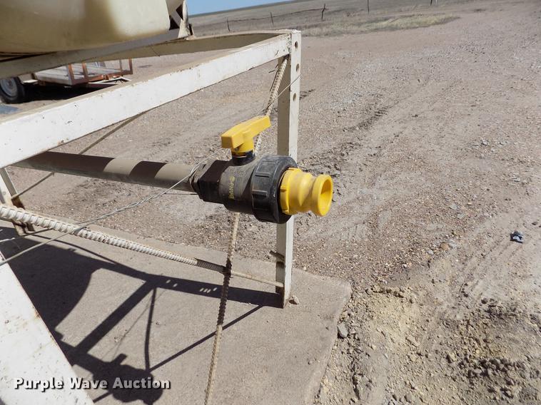 image for item FA9617 (2) poly tanks