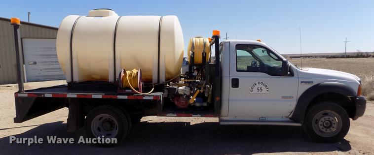 image for item FA9618 2006 Ford F550 Super Duty XL flatbed truck