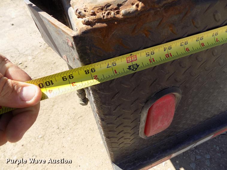 image for item FA9618 2006 Ford F550 Super Duty XL flatbed truck