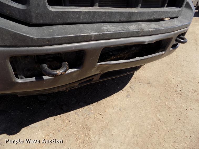 image for item FA9618 2006 Ford F550 Super Duty XL flatbed truck