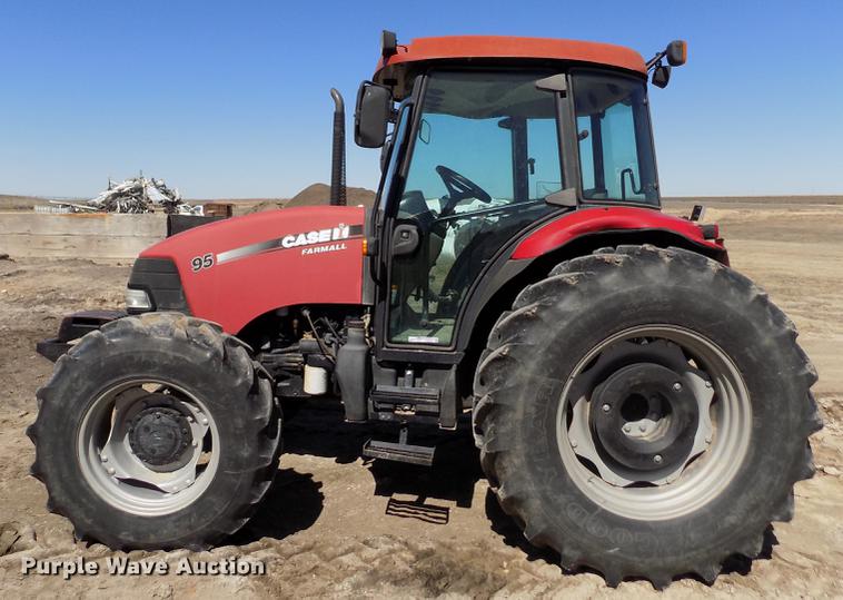 image for item FA9620 2009 Case IH Farmall 95 MFWD tractor