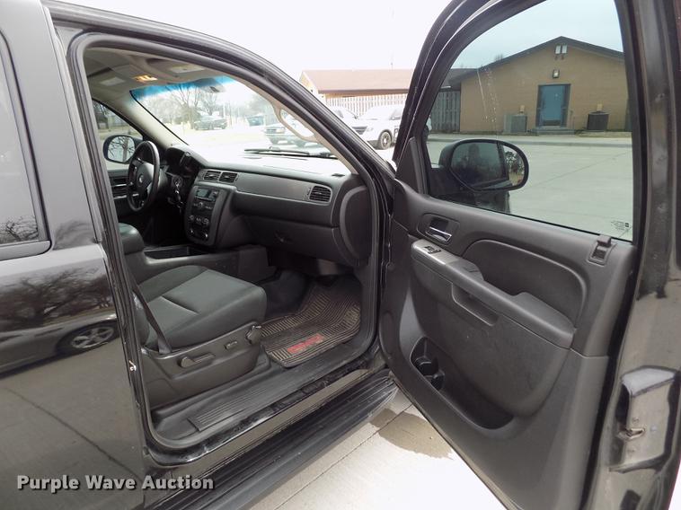 image for item FA9622 2012 Chevrolet Tahoe Police SUV