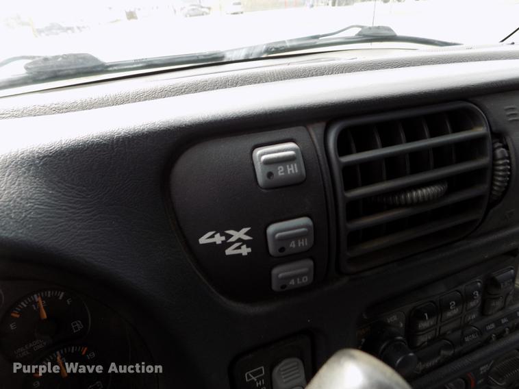 image for item FA9633 1999 Chevrolet Blazer LS SUV