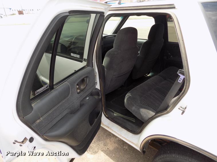 image for item FA9633 1999 Chevrolet Blazer LS SUV