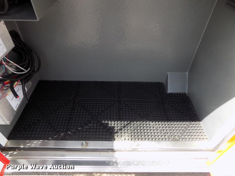 image for item FA9634 2002 Ford Econoline E450 Super Duty ambulance