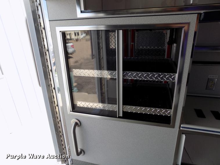 image for item FA9634 2002 Ford Econoline E450 Super Duty ambulance