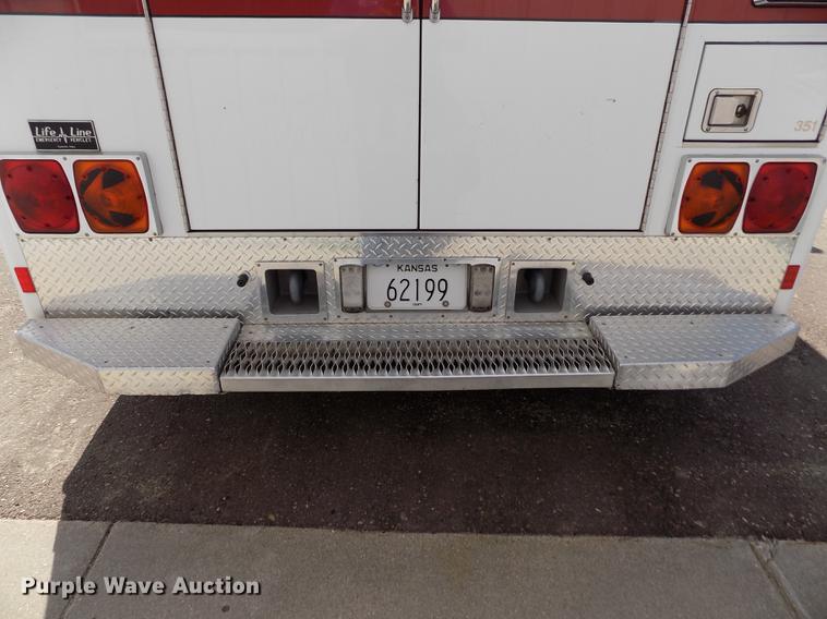 image for item FA9634 2002 Ford Econoline E450 Super Duty ambulance