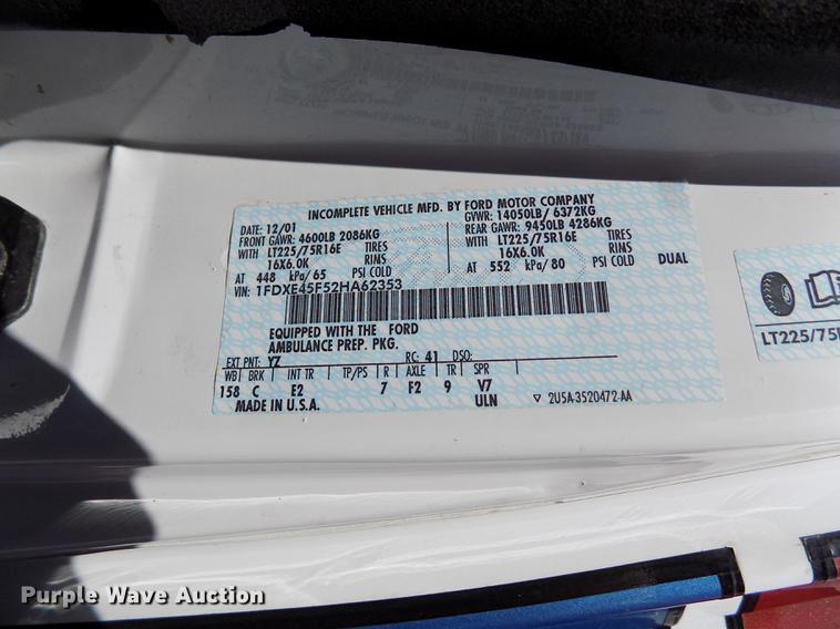 image for item FA9634 2002 Ford Econoline E450 Super Duty ambulance