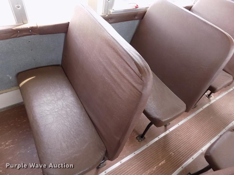 image for item FA9635 1998 Amtran RE school bus