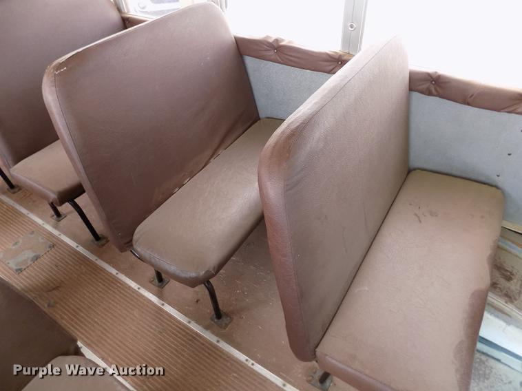 image for item FA9635 1998 Amtran RE school bus