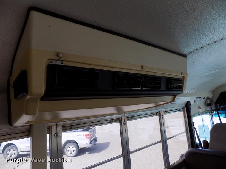 image for item FA9635 1998 Amtran RE school bus