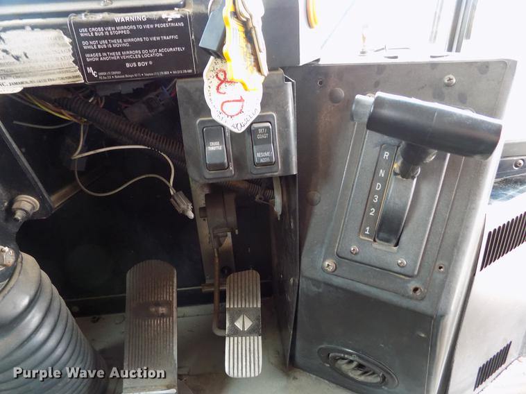 image for item FA9635 1998 Amtran RE school bus