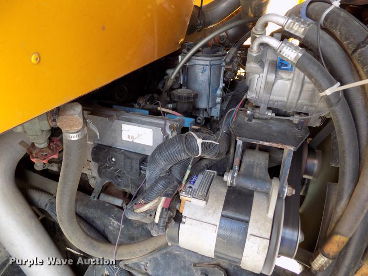 image for item FA9635 1998 Amtran RE school bus