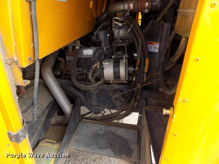 image for item FA9635 1998 Amtran RE school bus