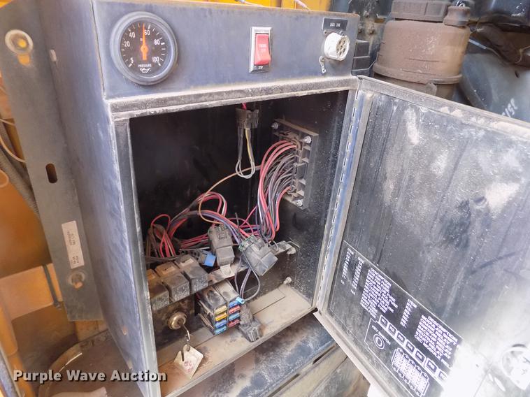 image for item FA9635 1998 Amtran RE school bus