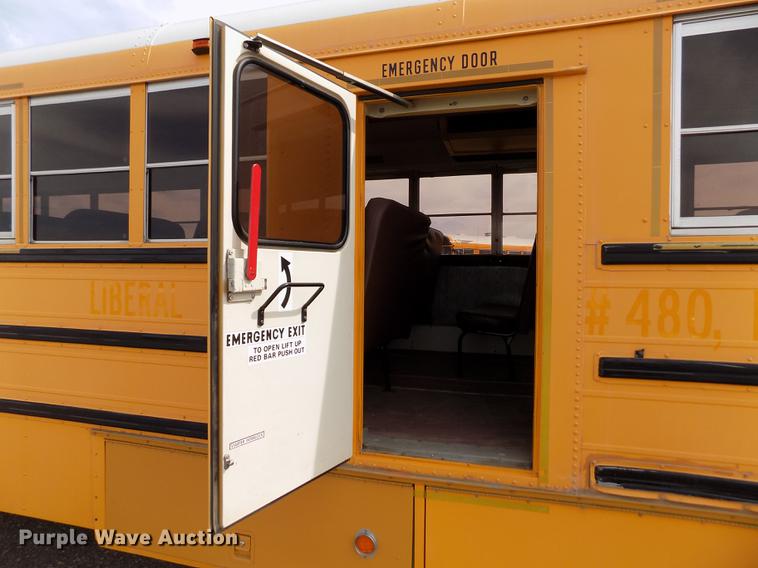 image for item FA9635 1998 Amtran RE school bus