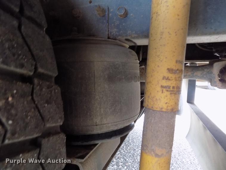 image for item FA9635 1998 Amtran RE school bus