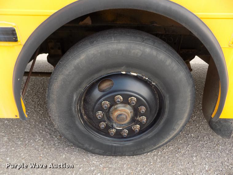 image for item FA9635 1998 Amtran RE school bus