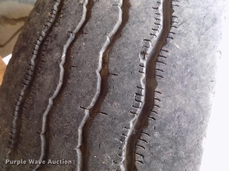 image for item FA9635 1998 Amtran RE school bus