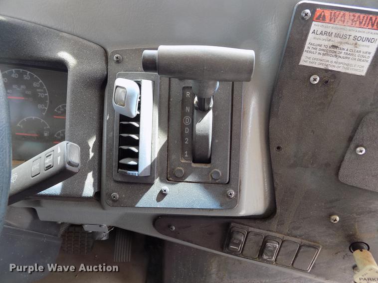 image for item FA9636 2008 Blue Bird Vision school bus