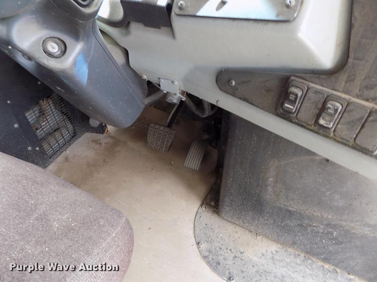 image for item FA9636 2008 Blue Bird Vision school bus