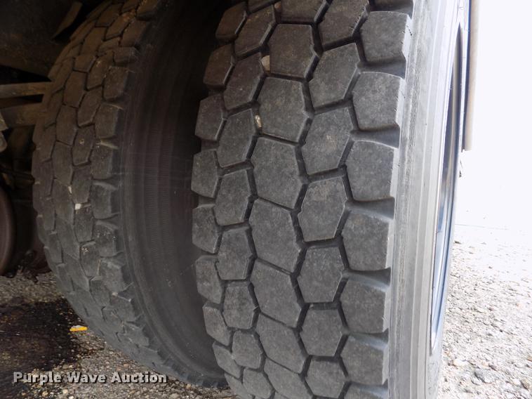 image for item FA9636 2008 Blue Bird Vision school bus