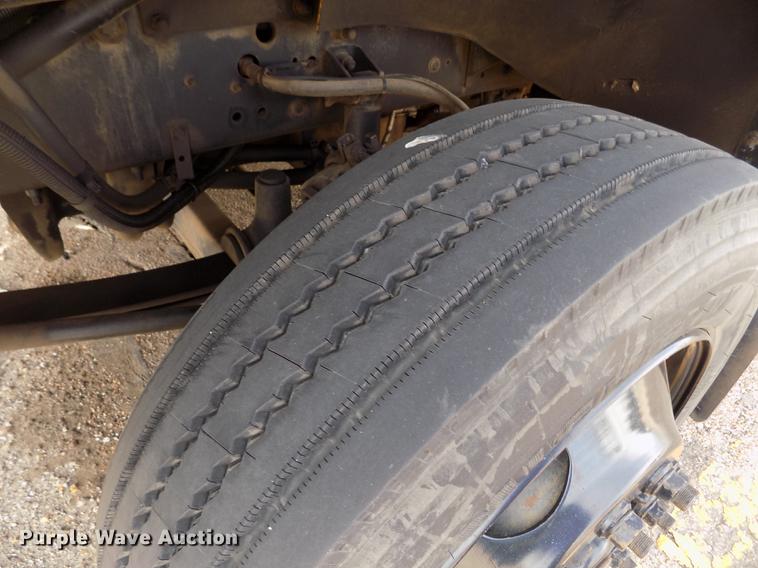 image for item FA9636 2008 Blue Bird Vision school bus